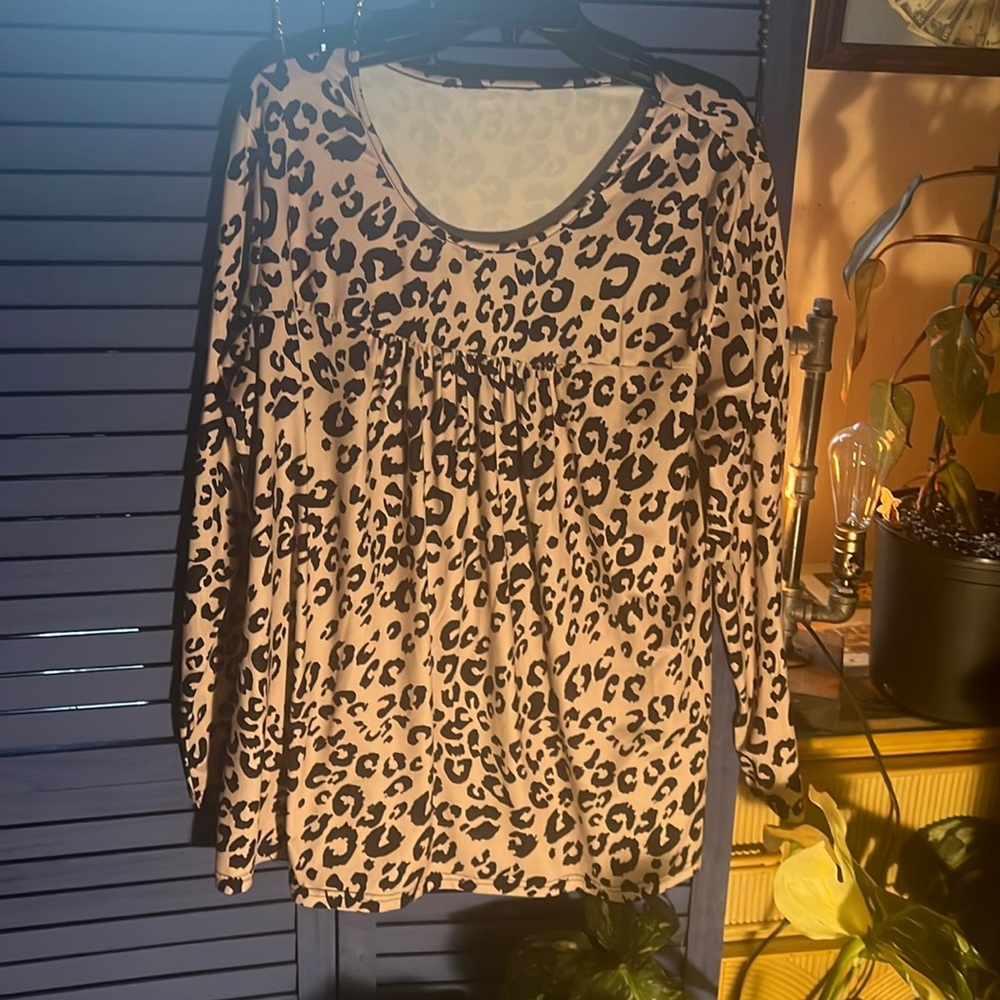 Comfy Soft Leopard Print Long Sleeve Tunic